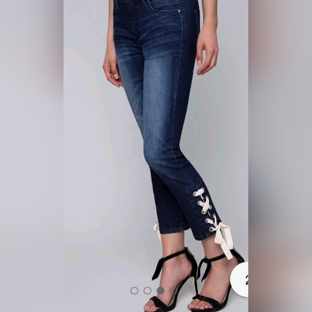 Bebe Lace Up Heartbreaker Cropped Jeans Size 25 - Picture 13 of 13